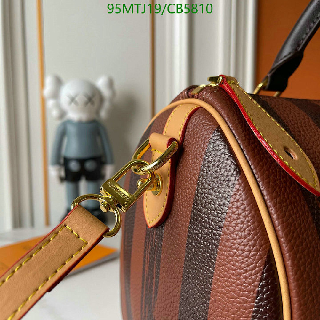 LV-Bag-4A Quality Code: CB5810 $: 95USD