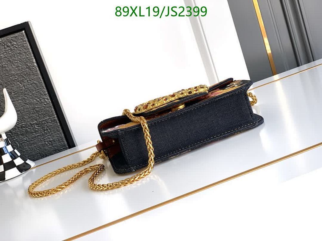 Valentino-Bag-4A Quality Code: JS2399 $: 89USD