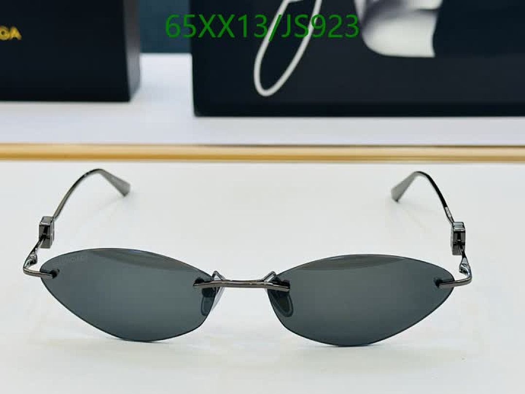 Balenciaga-Glasses Code: JS923 $: 65USD