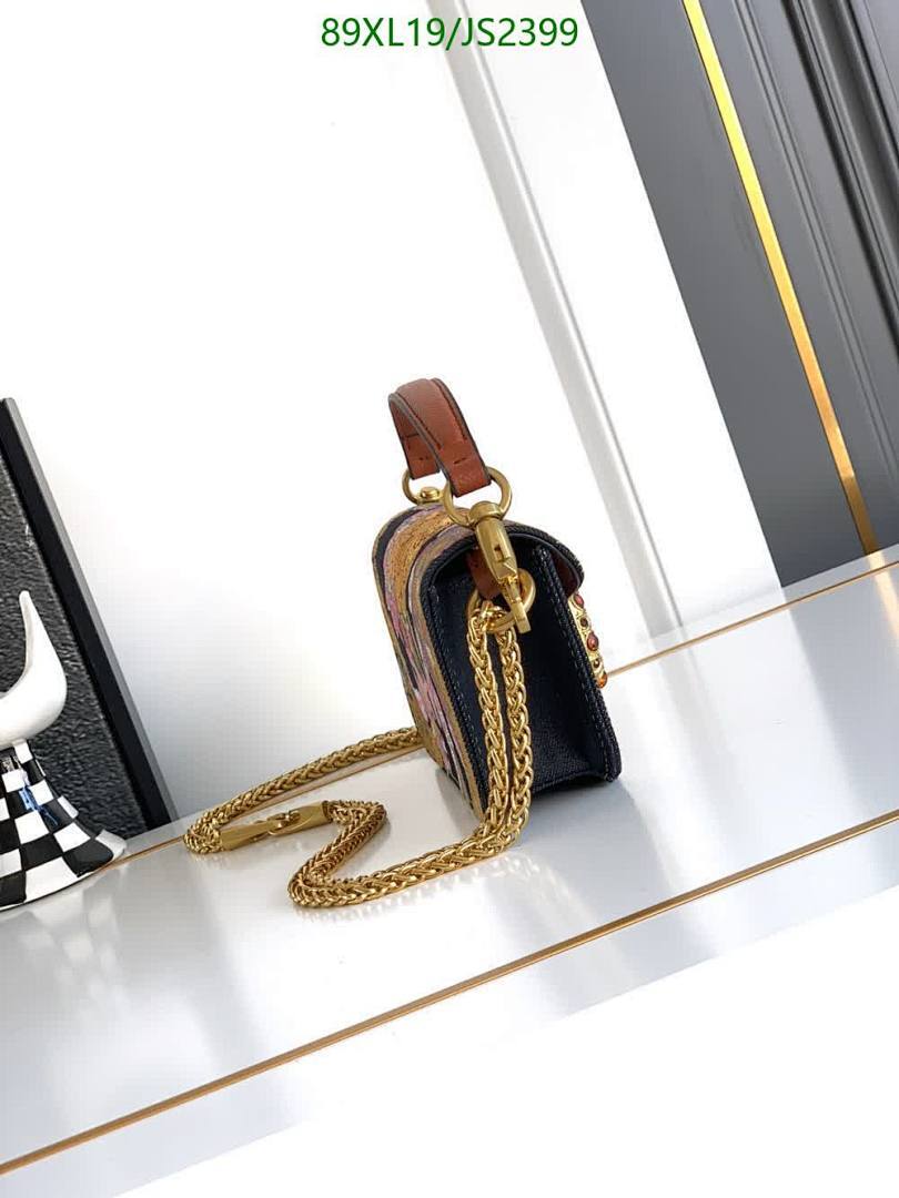 Valentino-Bag-4A Quality Code: JS2399 $: 89USD