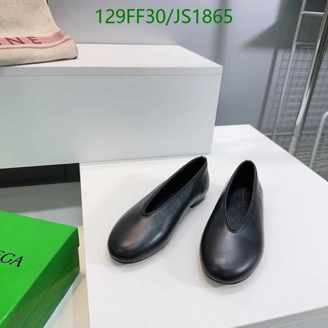 BV-Women Shoes Code: JS1865 $: 129USD