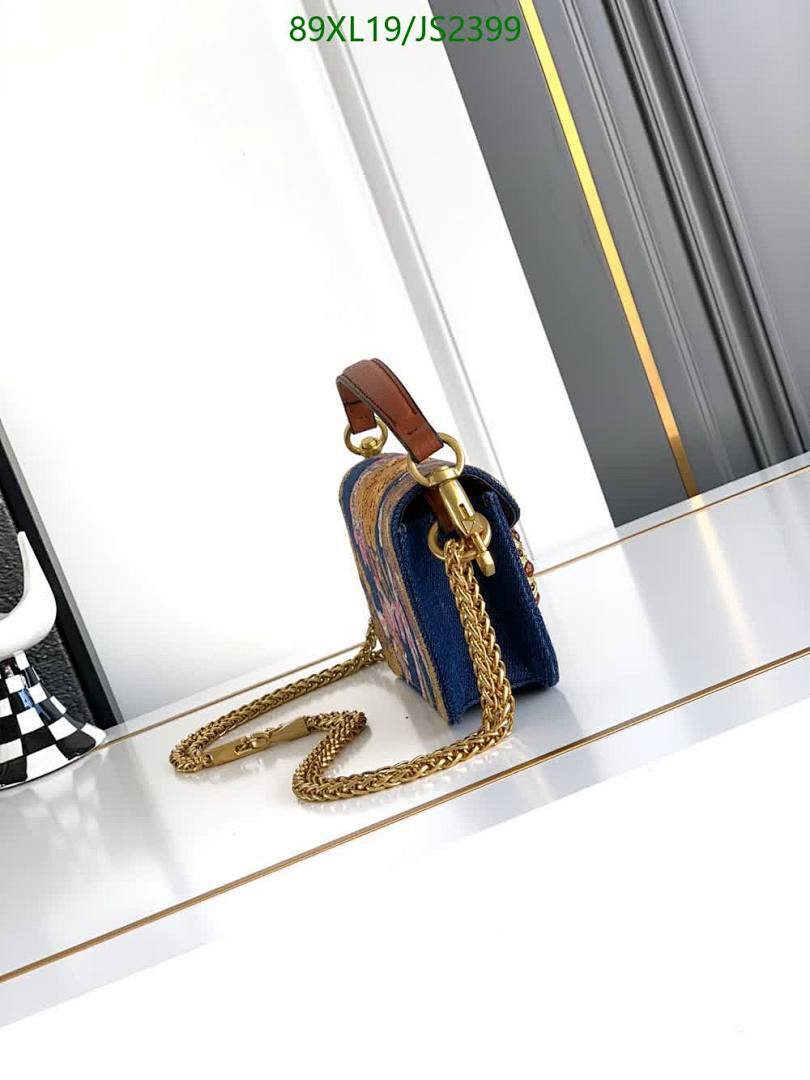 Valentino-Bag-4A Quality Code: JS2399 $: 89USD