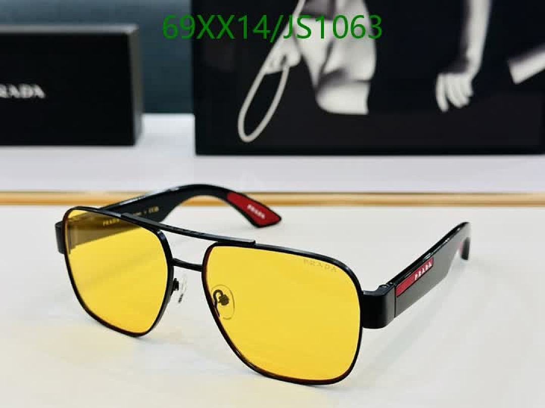 Prada-Glasses Code: JS1063 $: 69USD