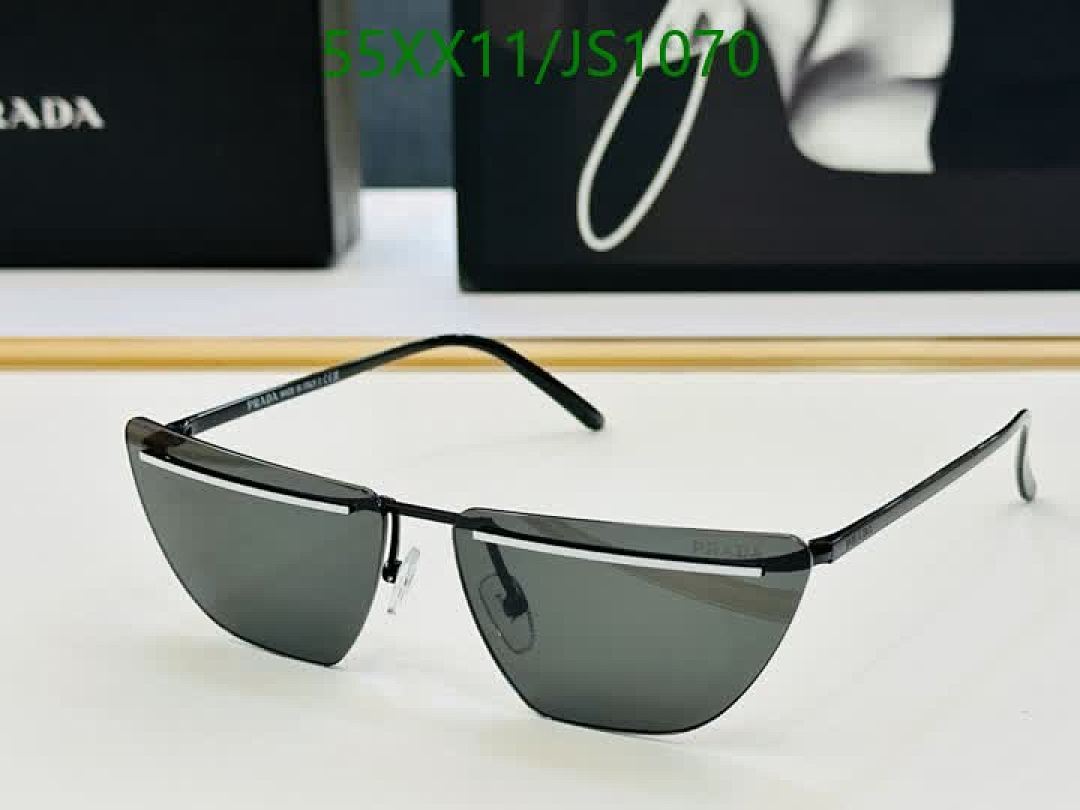 Prada-Glasses Code: JS1070 $: 55USD