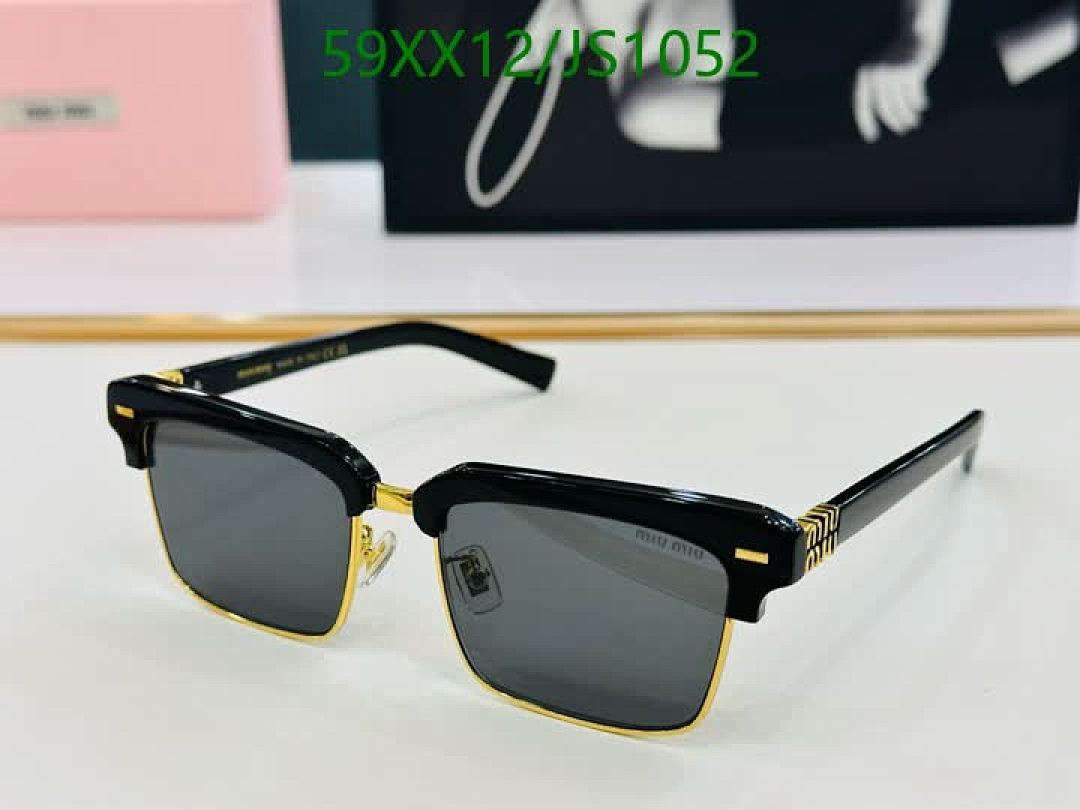 MiuMiu-Glasses Code: JS1052 $: 59USD