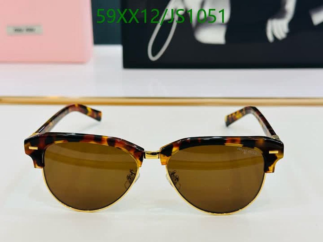 MiuMiu-Glasses Code: JS1051 $: 59USD