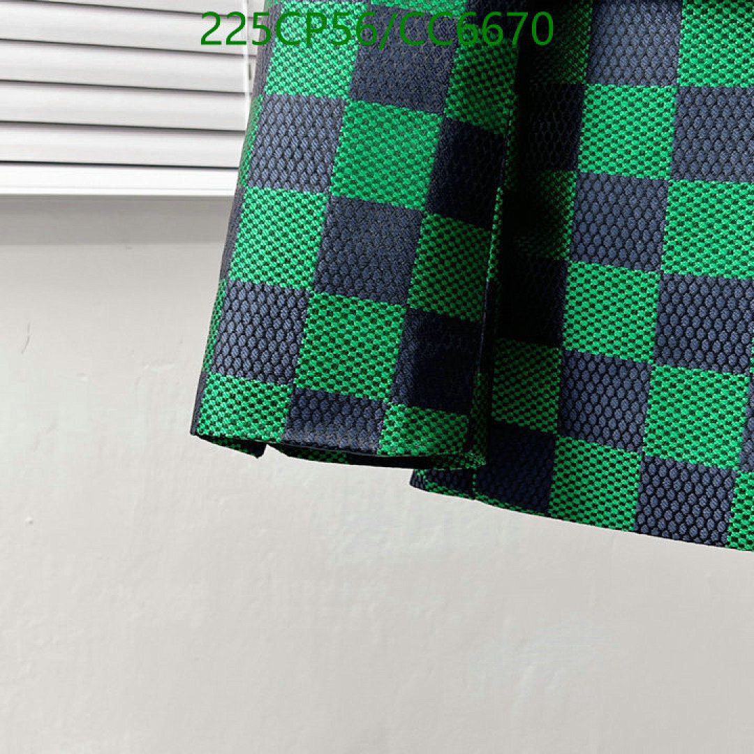 LV-Clothing Code: CC6670