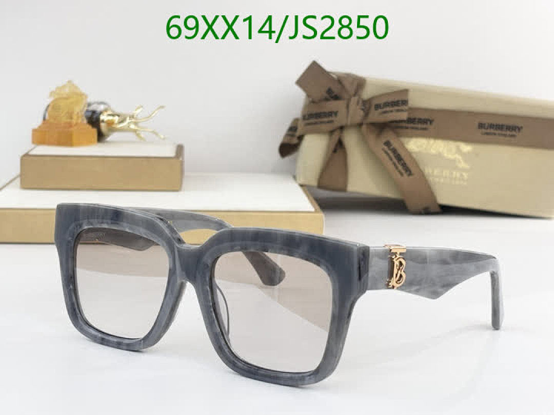 Burberry-Glasses Code: JS2850 $: 69USD