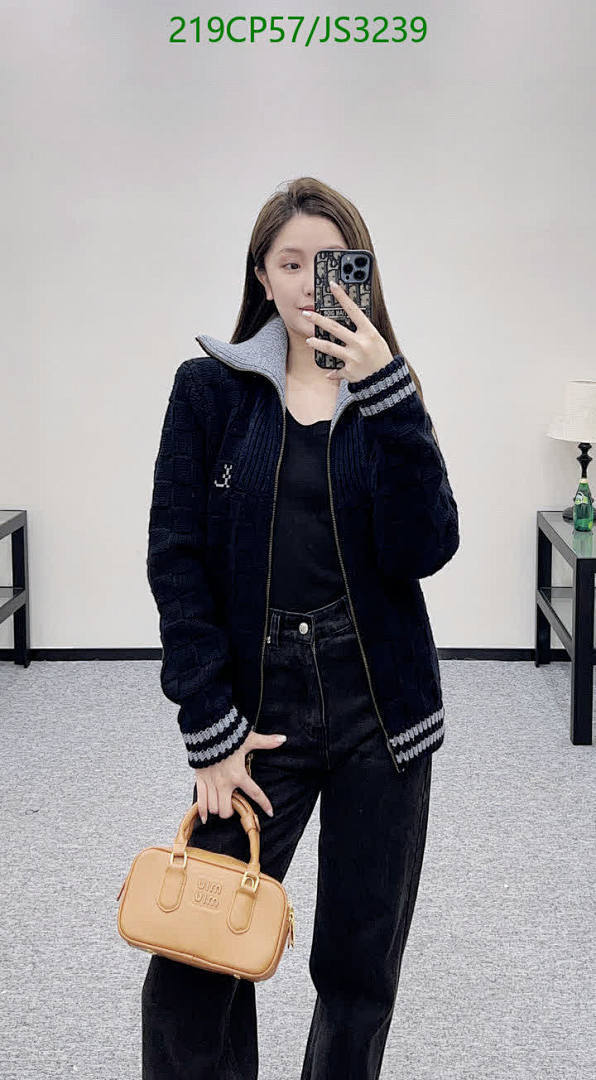 LV-Clothing Code: JS3239 $: 219USD