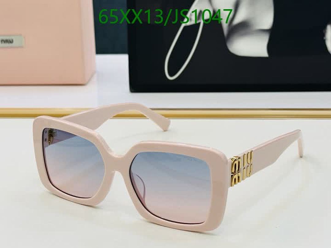 MiuMiu-Glasses Code: JS1047 $: 65USD