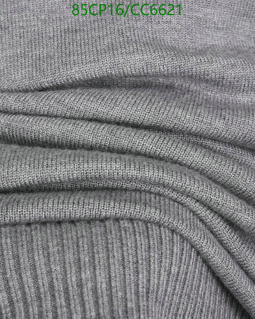 Moncler-Clothing Code: CC6621 $: 85USD