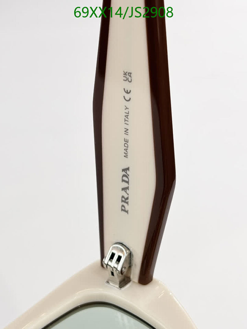 Prada-Glasses Code: JS2908 $: 69USD