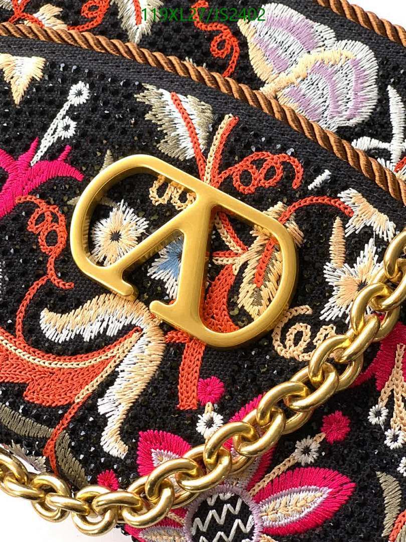 Valentino-Bag-4A Quality Code: JS2402 $: 119USD