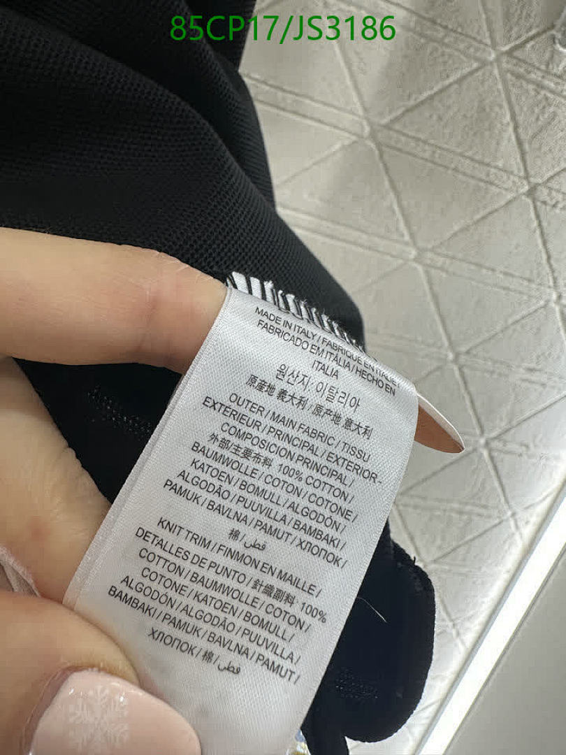 Burberry-Clothing Code: JS3186 $: 85USD