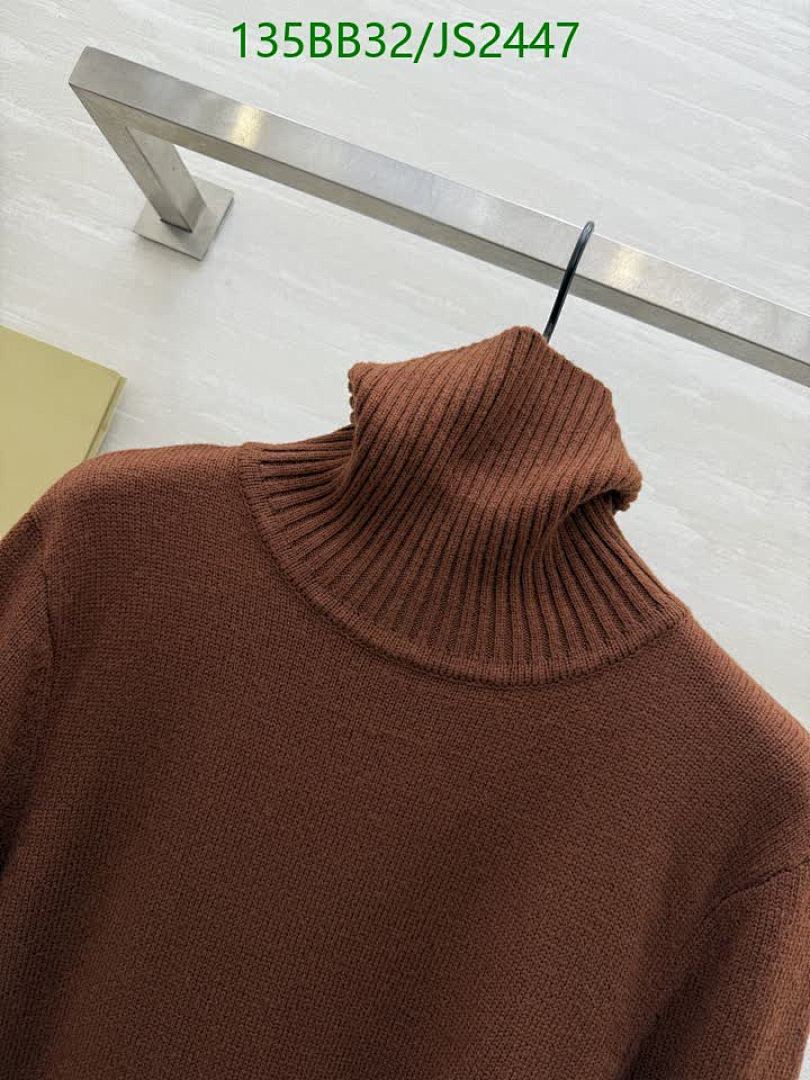 Burberry-Clothing Code: JS2447 $: 135USD