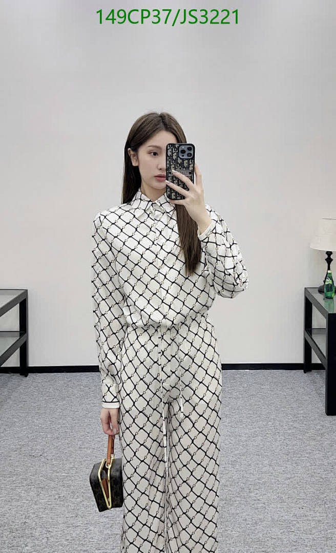 Gucci-Clothing Code: JS3221 $: 149USD