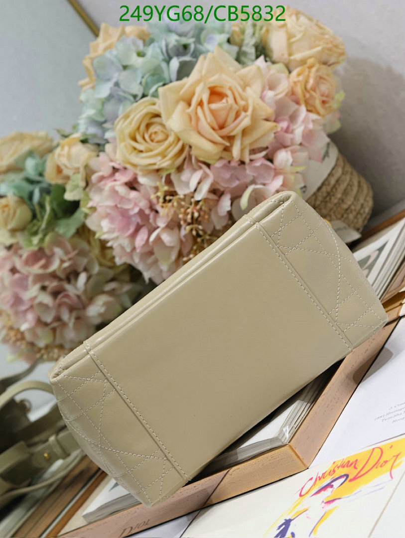 Dior-Bag-Mirror Quality Code: CB5832 $: 249USD