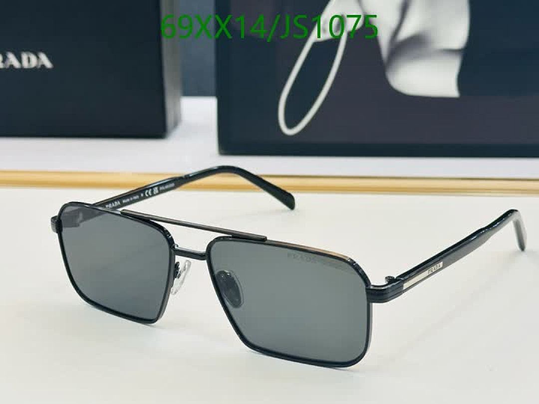 Prada-Glasses Code: JS1075 $: 69USD