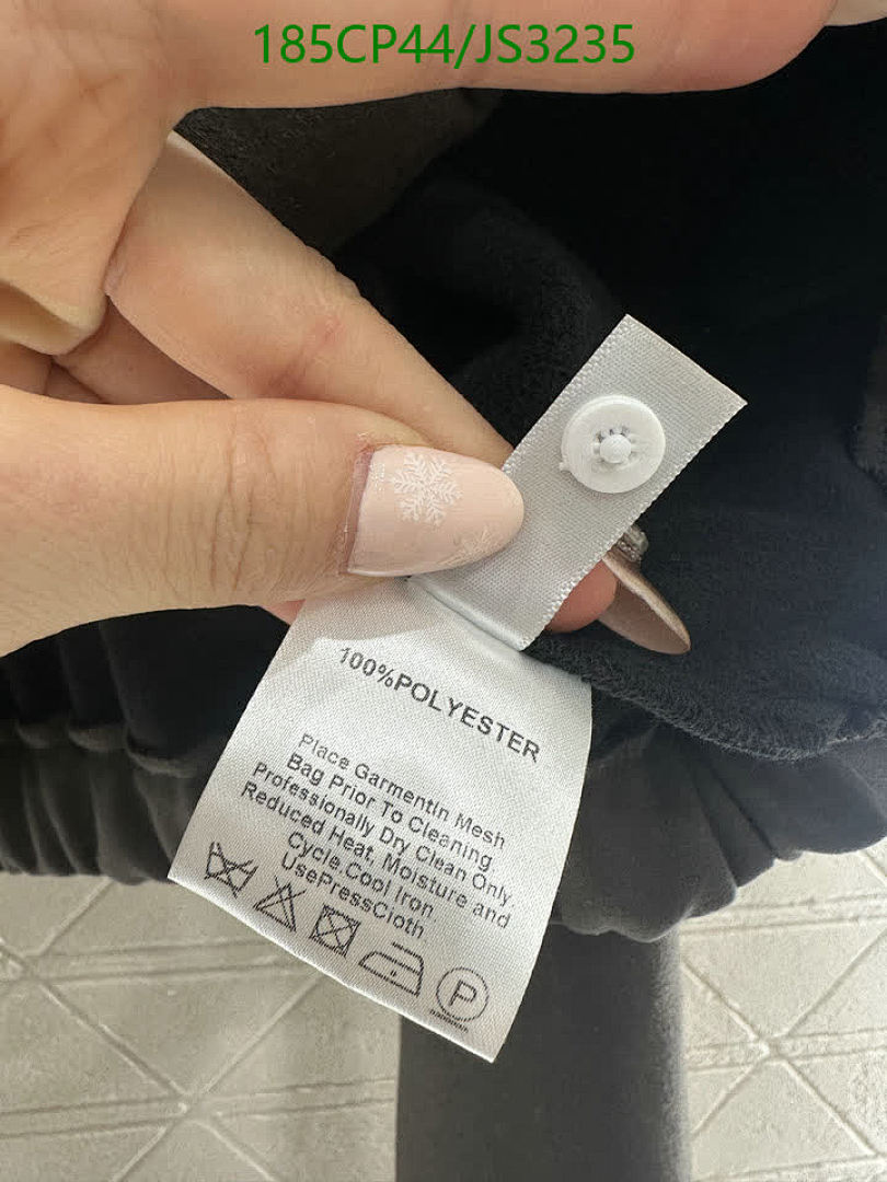 LV-Clothing Code: JS3235 $: 185USD