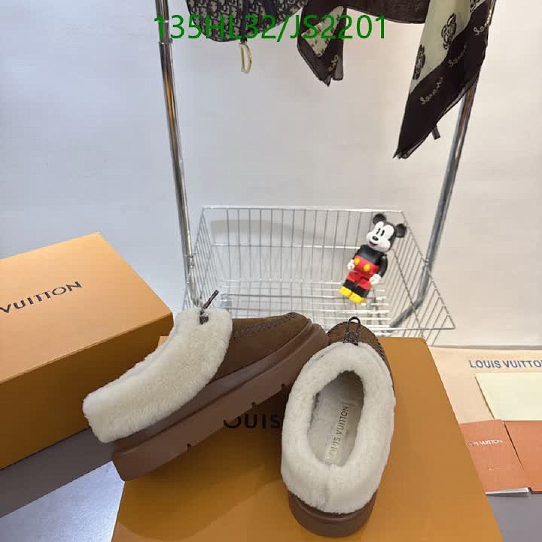 LV-Women Shoes Code: JS2201 $: 135USD