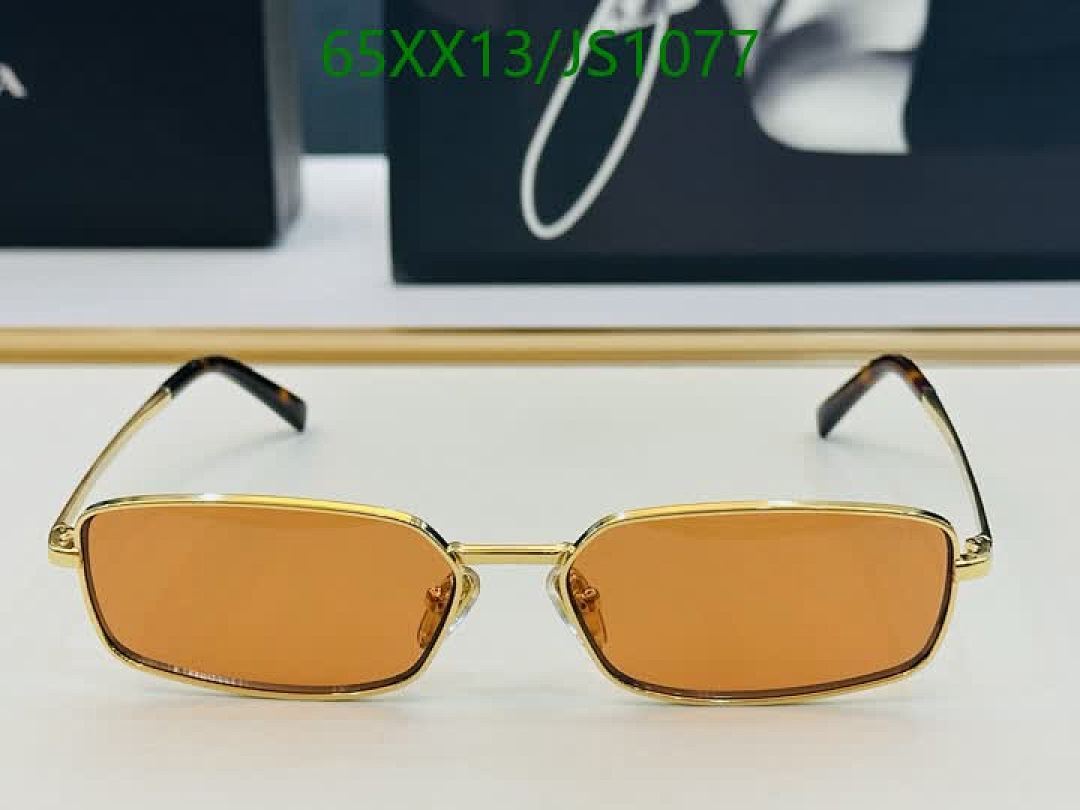 Prada-Glasses Code: JS1077 $: 65USD