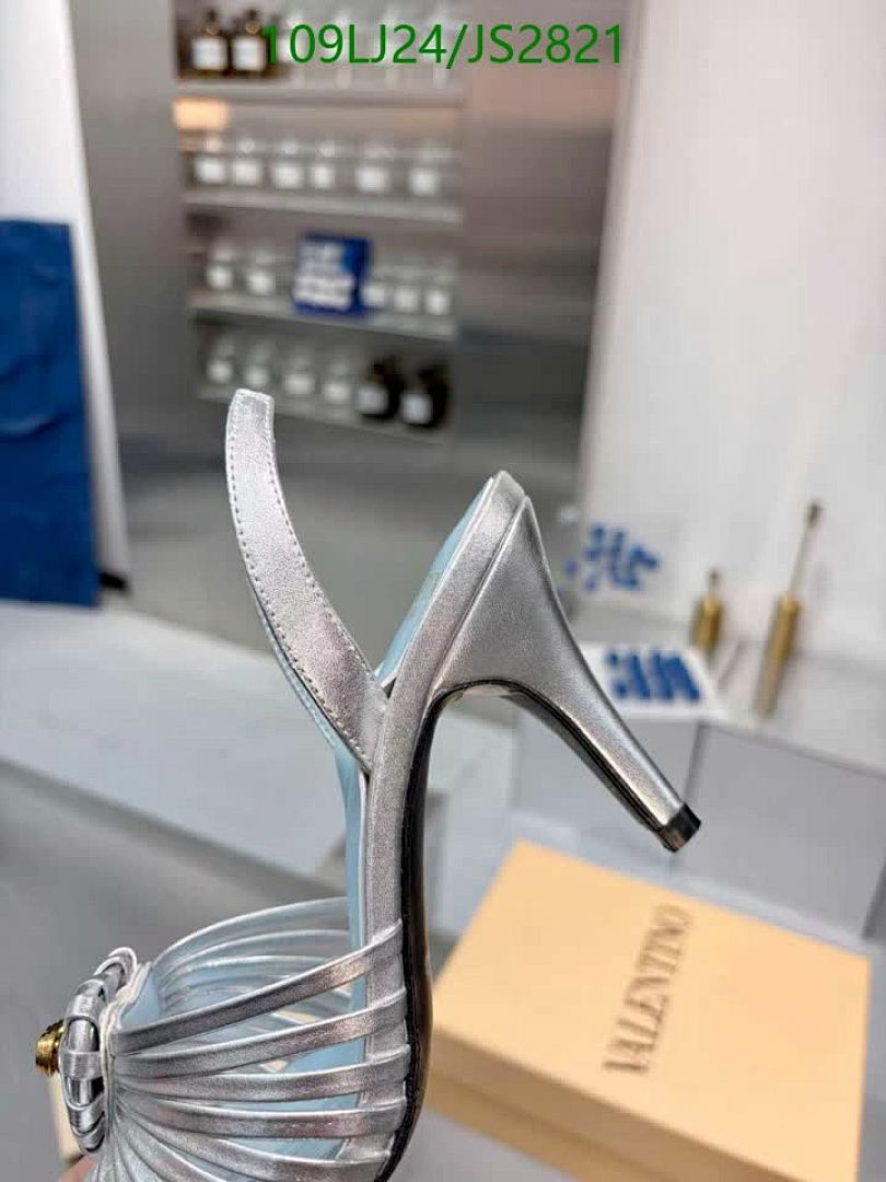 Valentino-Women Shoes Code: JS2821