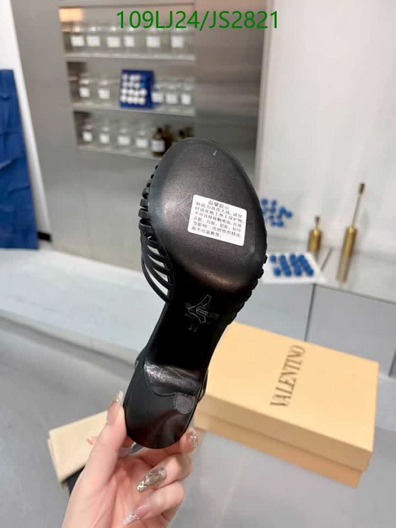 Valentino-Women Shoes Code: JS2821