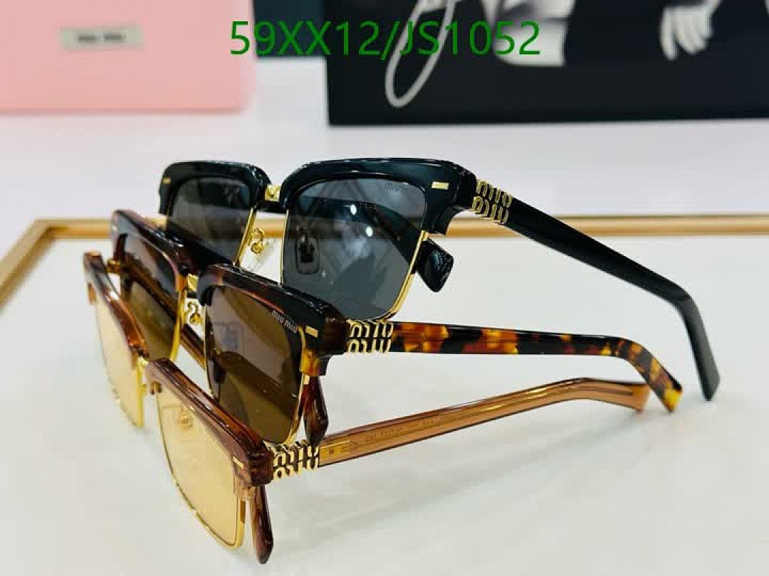 MiuMiu-Glasses Code: JS1052 $: 59USD