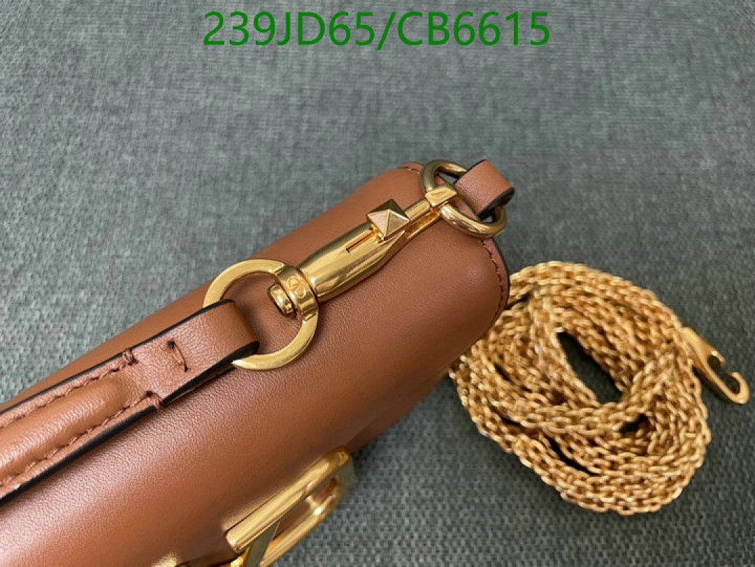 Valentino-Bag-Mirror Quality Code: CB6615 $: 239USD