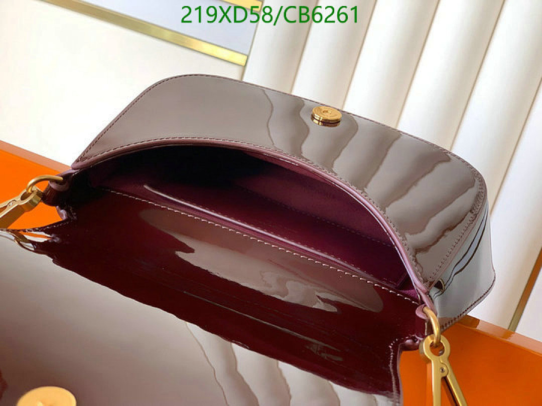 YSL-Bag-Mirror Quality Code: CB6261 $: 219USD