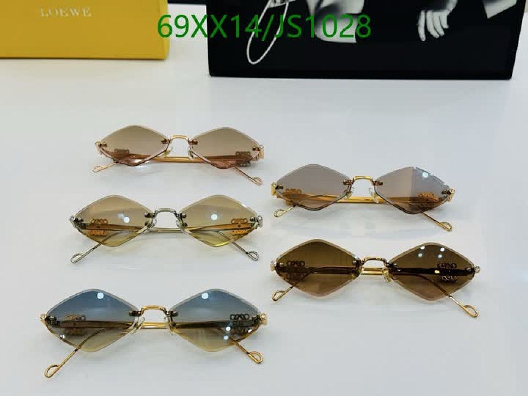 Loewe-Glasses Code: JS1028 $: 69USD