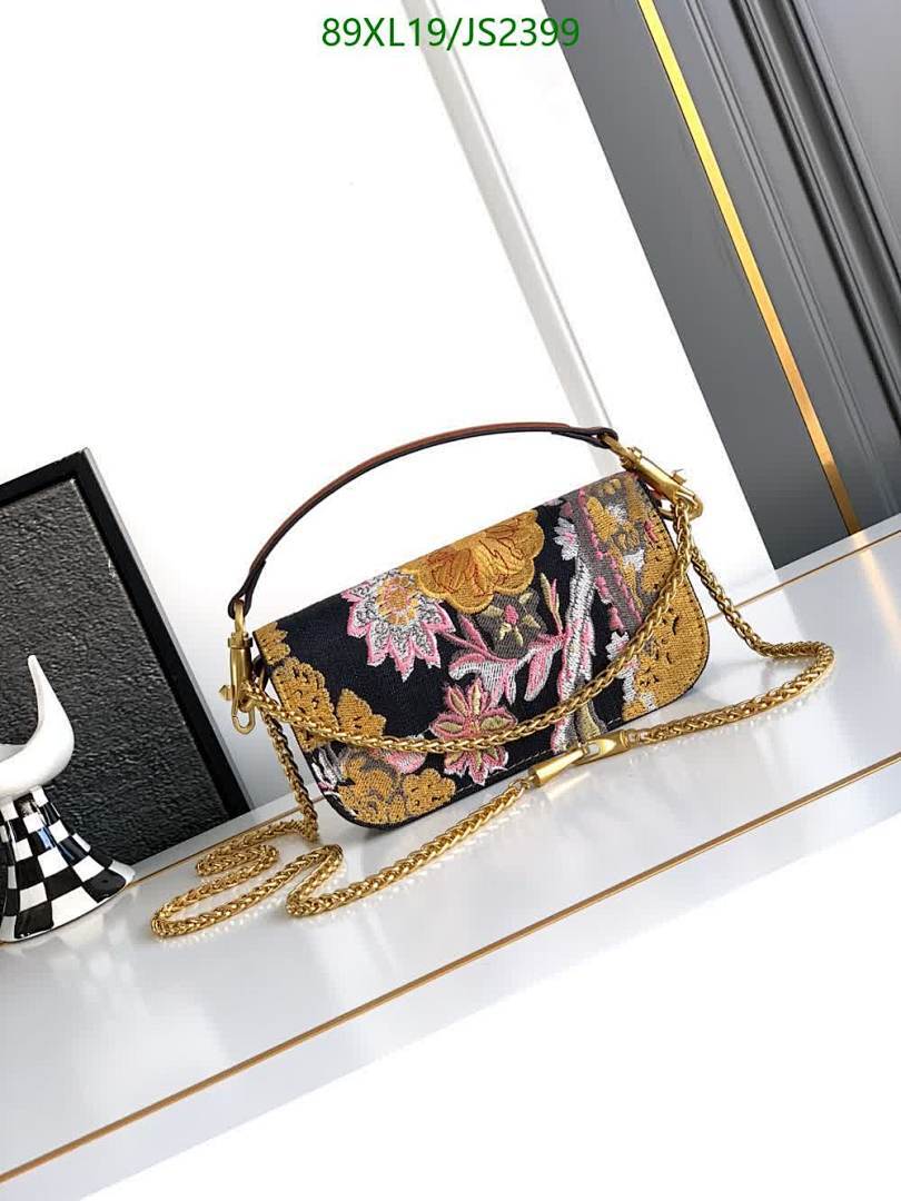 Valentino-Bag-4A Quality Code: JS2399 $: 89USD