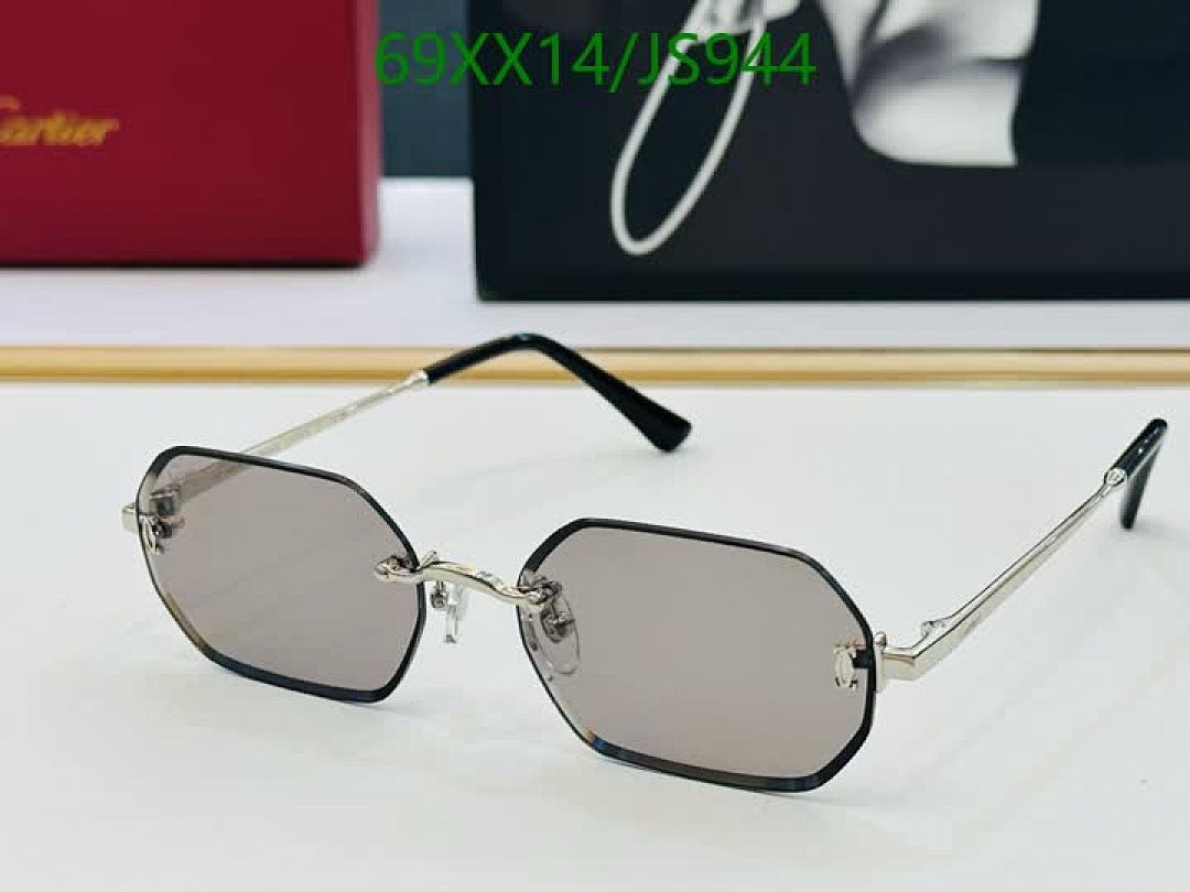 Cartier-Glasses Code: JS944 $: 69USD