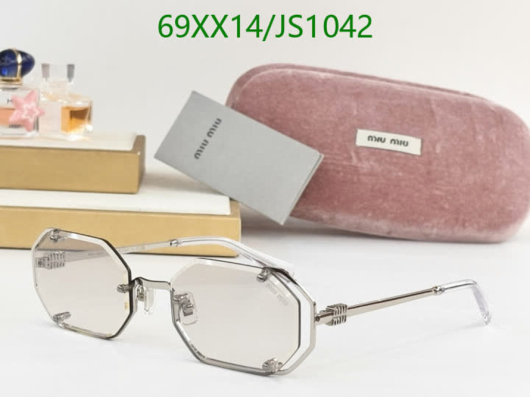 MiuMiu-Glasses Code: JS1042 $: 69USD