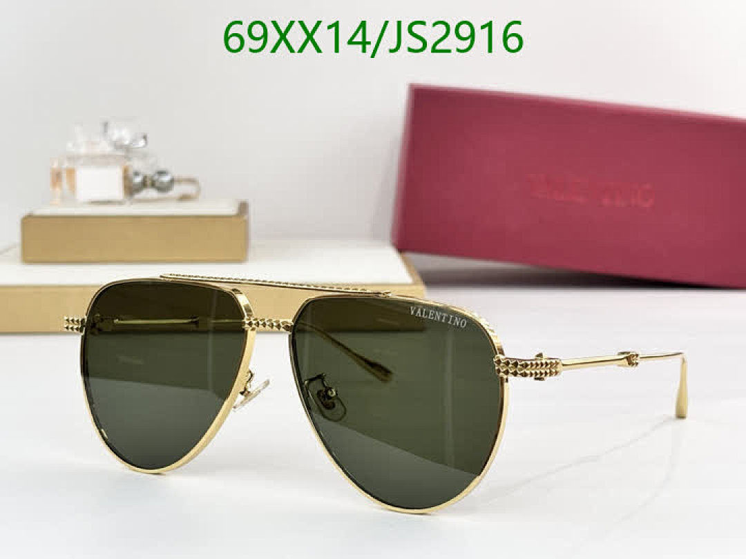 Valentino-Glasses Code: JS2916 $: 69USD