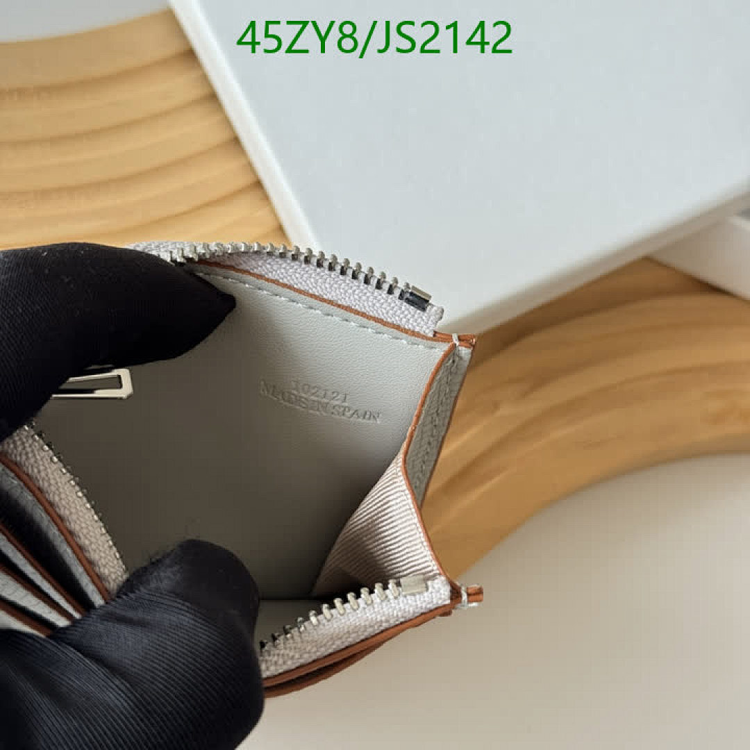 Loewe-Wallet(4A) Code: JS2142 $: 45USD