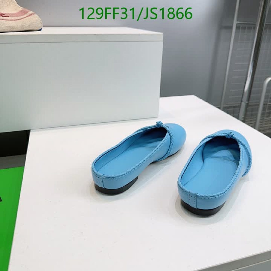 BV-Women Shoes Code: JS1866 $: 129USD