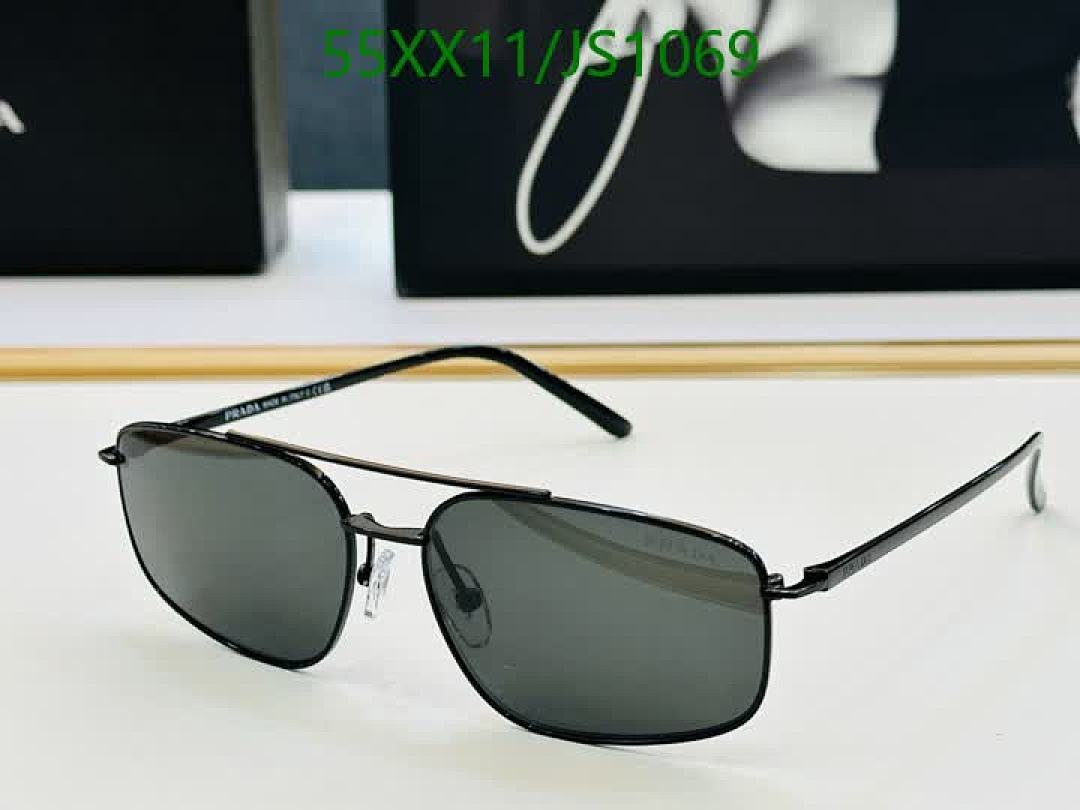 Prada-Glasses Code: JS1069 $: 55USD
