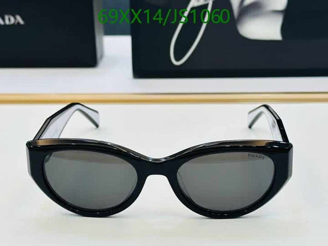 Prada-Glasses Code: JS1060 $: 69USD