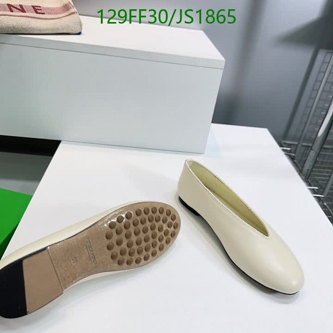 BV-Women Shoes Code: JS1865 $: 129USD