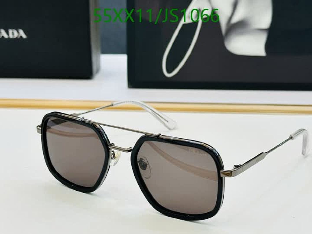 Prada-Glasses Code: JS1066 $: 55USD