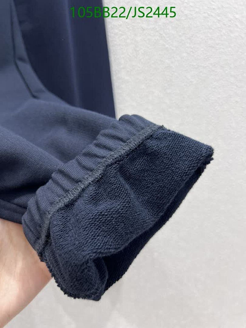 Burberry-Clothing Code: JS2445 $: 105USD