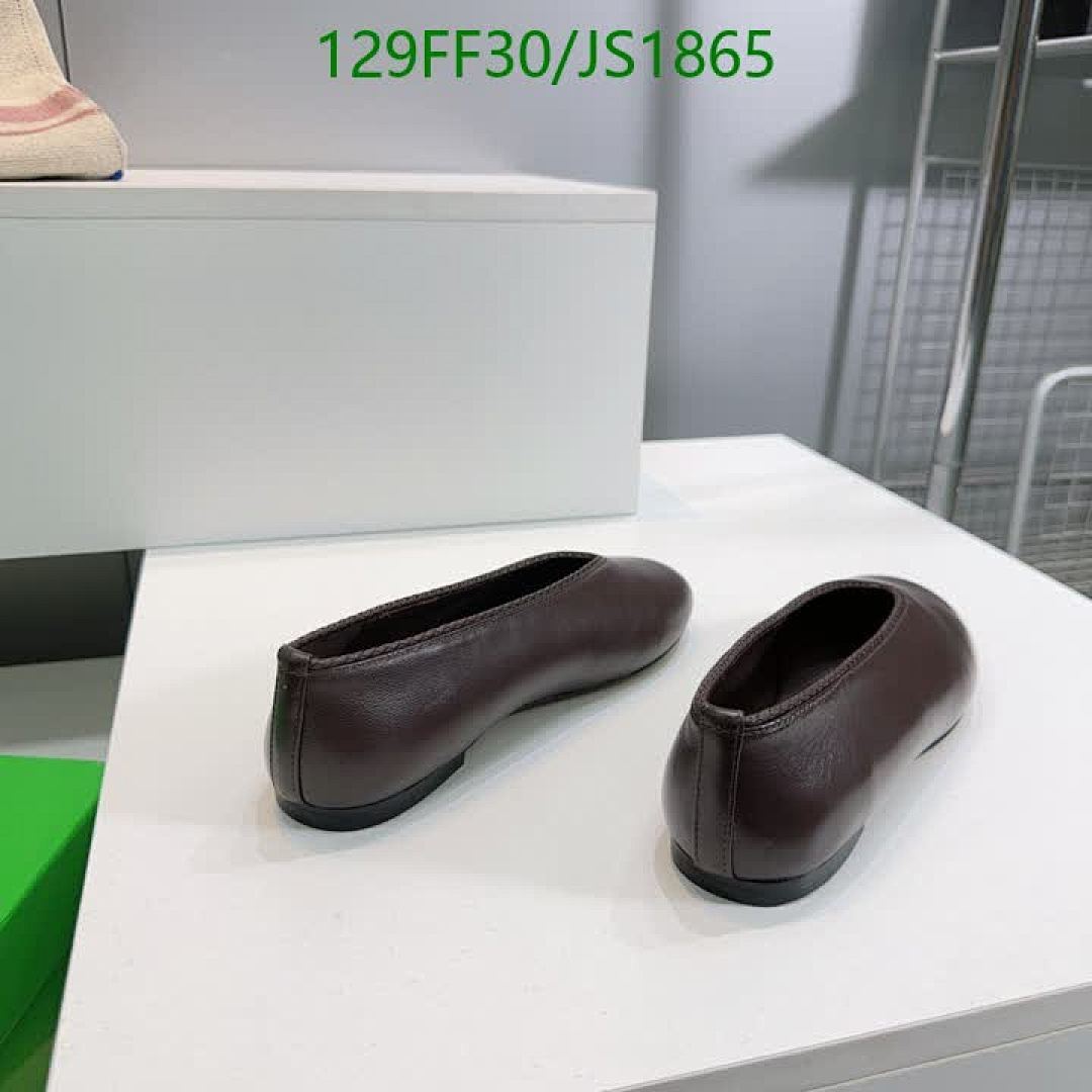 BV-Women Shoes Code: JS1865 $: 129USD