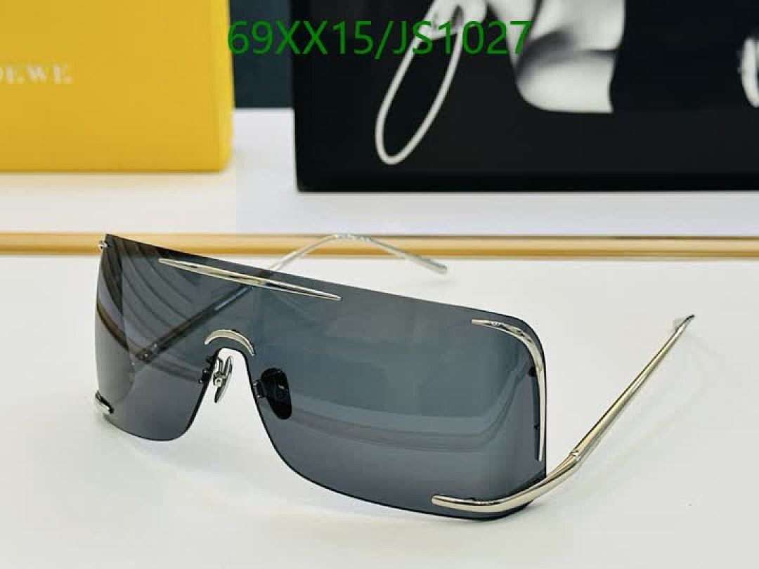 Loewe-Glasses Code: JS1027 $: 69USD