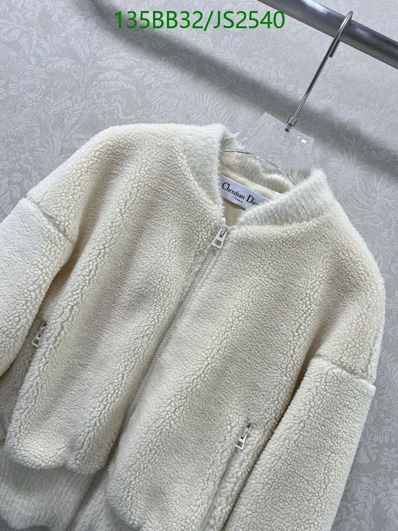 Dior-Clothing Code: JS2540 $: 135USD