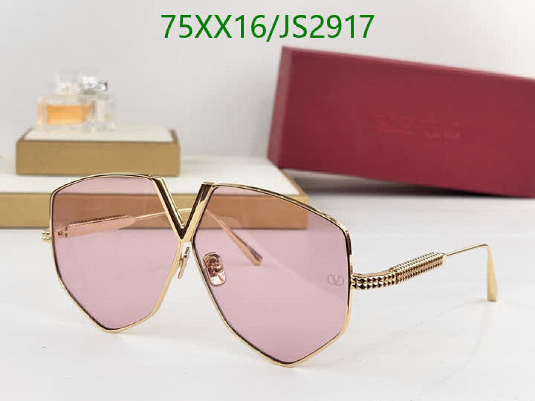 Valentino-Glasses Code: JS2917 $: 75USD