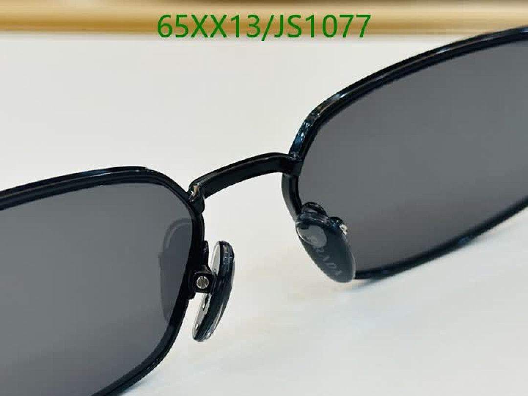 Prada-Glasses Code: JS1077 $: 65USD