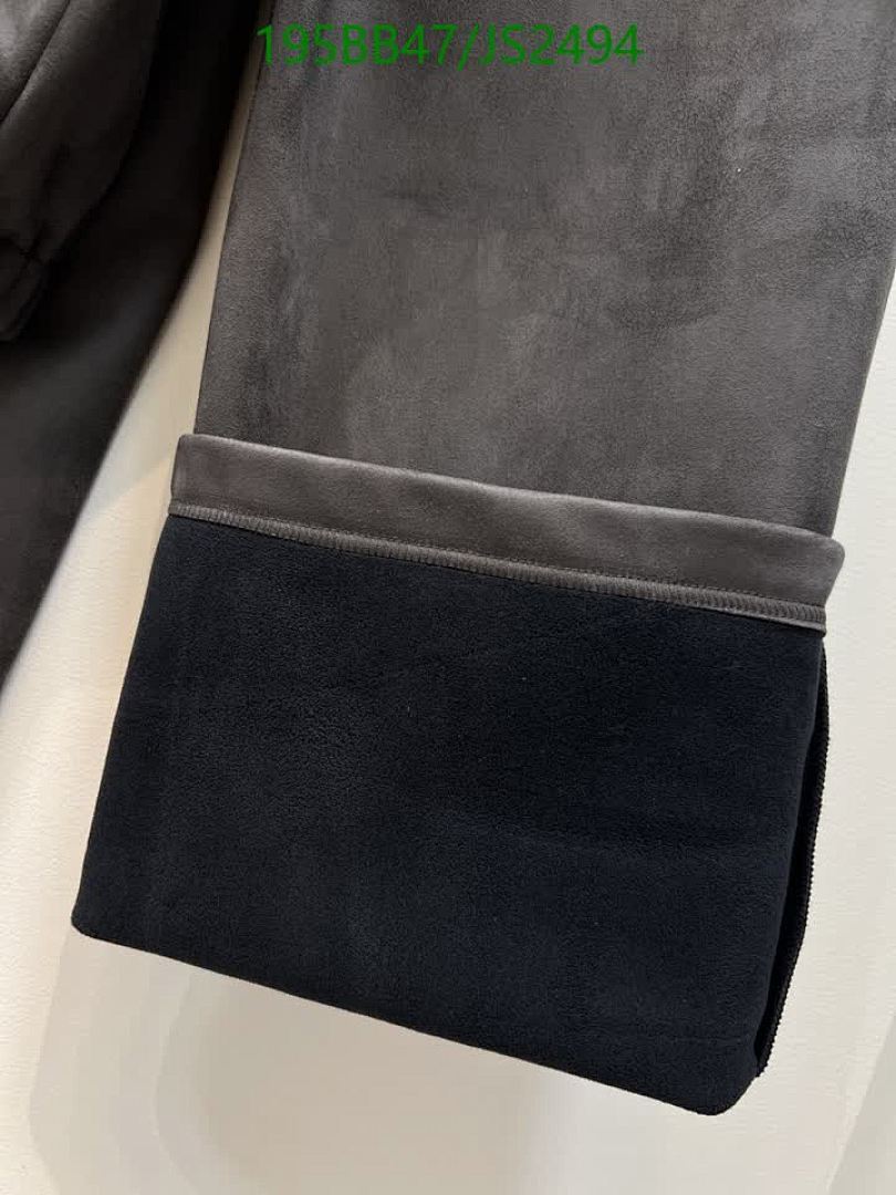 LV-Clothing Code: JS2494 $: 195USD