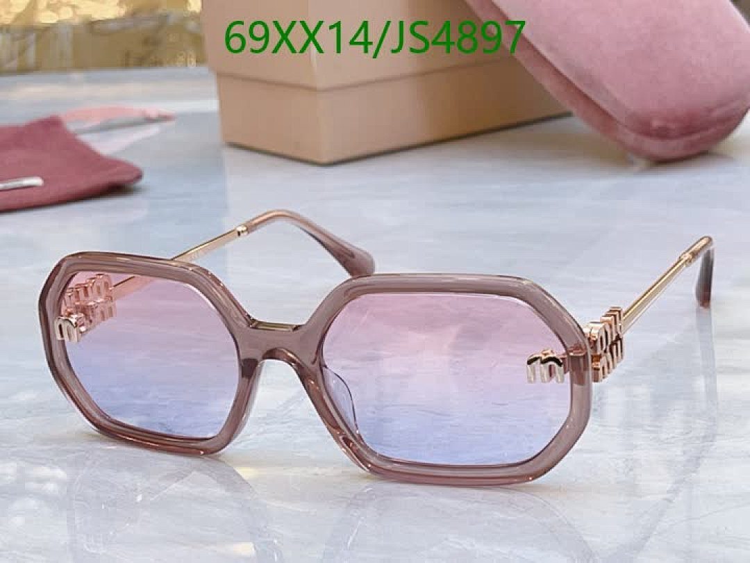Miu Miu-Glasses Code: JS4897 $: 69USD