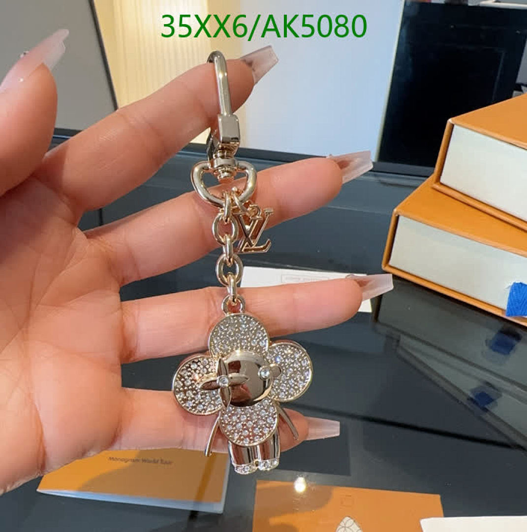 LV-Key pendant Code: AK5080 $: 35USD
